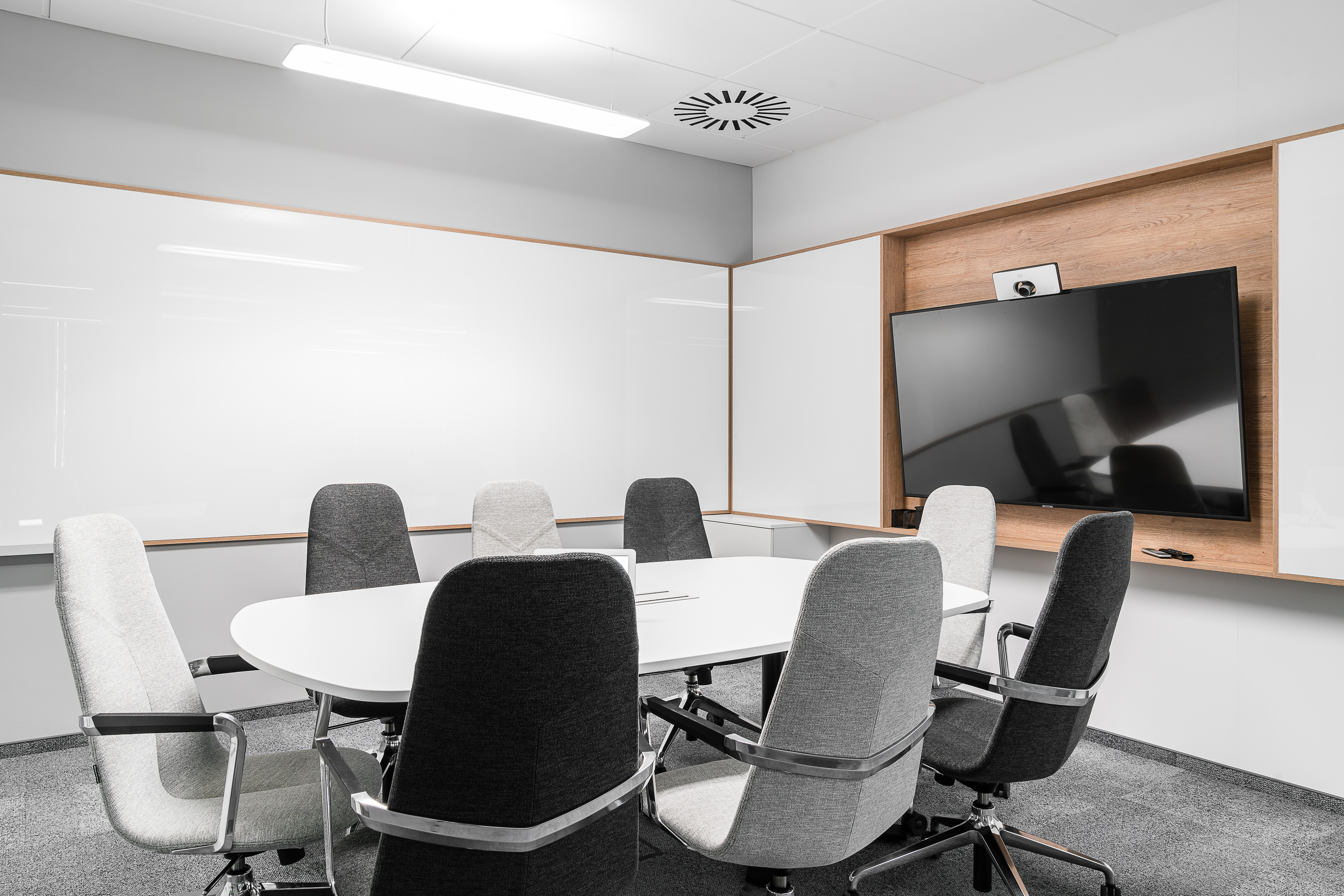 Oticon office at Q22, Warsaw